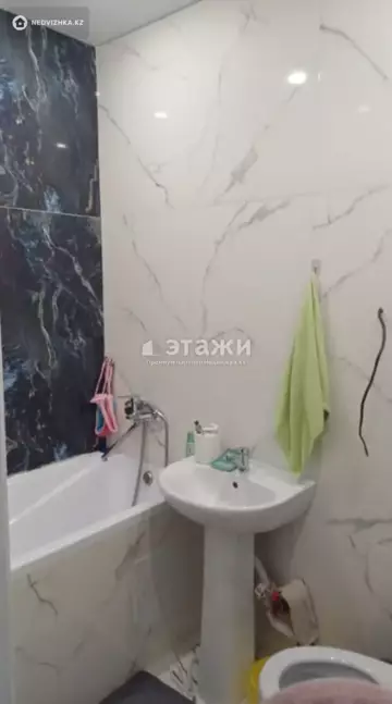 1-комнатная квартира, этаж 10 из 12, 38 м²