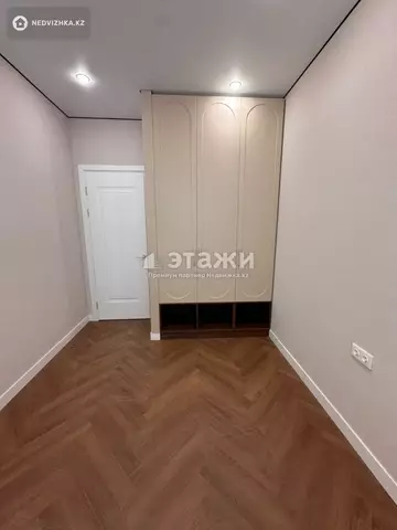 3-комнатная квартира, этаж 17 из 22, 65 м²