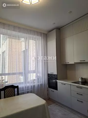 2-комнатная квартира, этаж 5 из 12, 62 м²