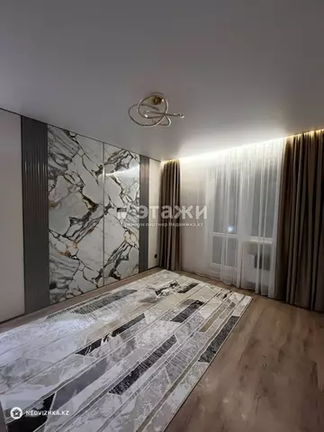 2-комнатная квартира, этаж 9 из 9, 45 м²