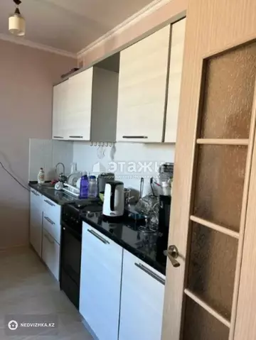 1-комнатная квартира, этаж 11 из 14, 48 м²