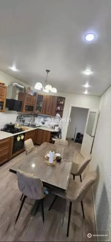 3-комнатная квартира, этаж 6 из 9, 99 м²