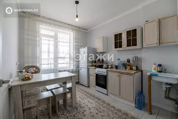 51.8 м², 2-комнатная квартира, этаж 18 из 18, 52 м², изображение - 1