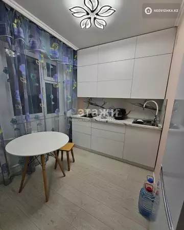 2-комнатная квартира, этаж 2 из 5, 47 м²