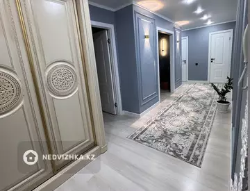 2-комнатная квартира, этаж 3 из 6, 59 м²