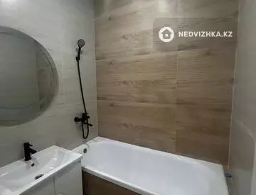1-комнатная квартира, этаж 1 из 12, 36 м²