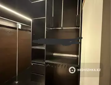 3-комнатная квартира, этаж 1 из 12, 90 м²
