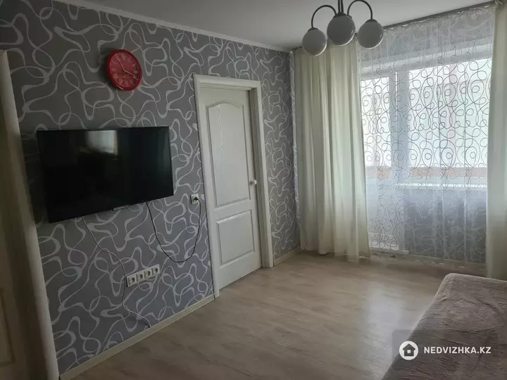 48.6 м², 3-комнатная квартира, этаж 3 из 5, 49 м², изображение - 1