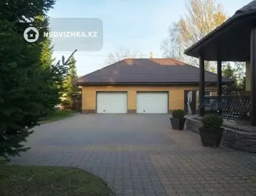5-комнатный дом, 12 соток, 484 м²