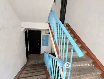 3-комнатная квартира, этаж 4 из 5, 64 м²
