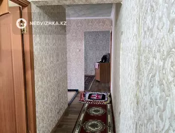 3-комнатная квартира, этаж 4 из 5, 64 м²