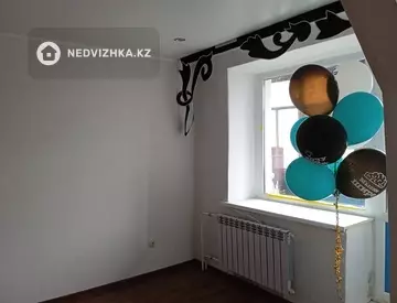 3-комнатная квартира, этаж 3 из 3, 65 м²