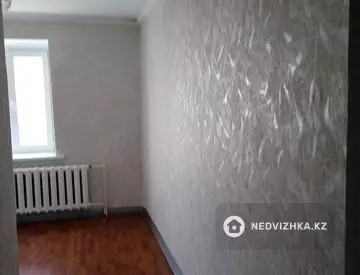 3-комнатная квартира, этаж 3 из 3, 65 м²