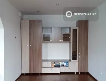 3-комнатная квартира, этаж 3 из 3, 65 м²