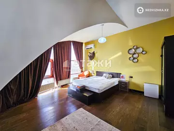 5-комнатная квартира, этаж 20 из 21, 268 м²