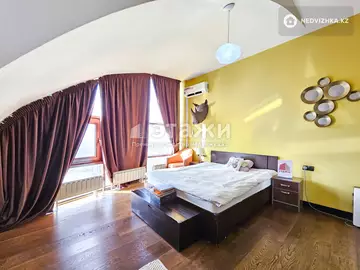 5-комнатная квартира, этаж 20 из 21, 268 м²