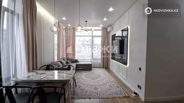 3-комнатная квартира, этаж 3 из 3, 100 м², на длительный срок