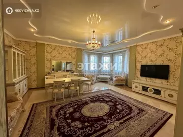3-комнатная квартира, этаж 2 из 6, 134 м²