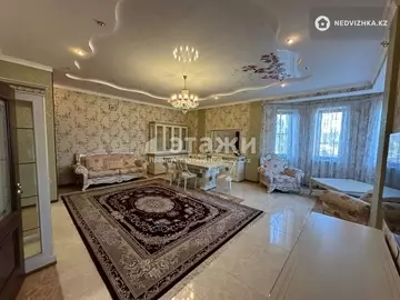 3-комнатная квартира, этаж 2 из 6, 134 м²