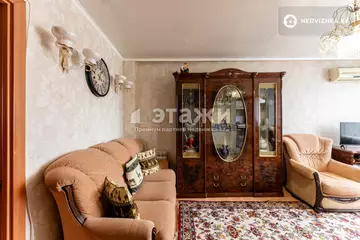 3-комнатная квартира, этаж 5 из 5, 60 м²