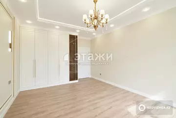 2-комнатная квартира, этаж 12 из 12, 64 м²