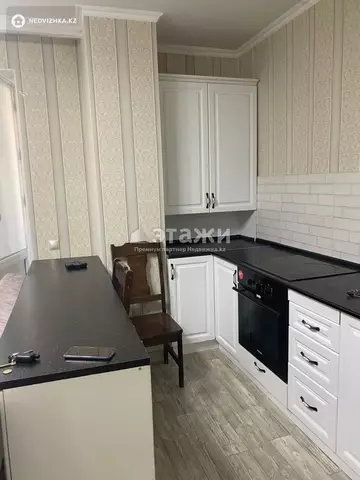 1-комнатная квартира, этаж 1 из 12, 43 м²