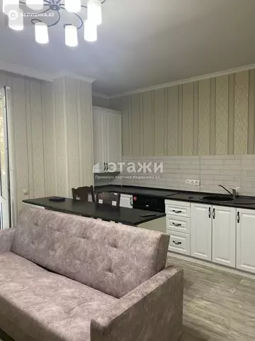 1-комнатная квартира, этаж 1 из 12, 43 м²