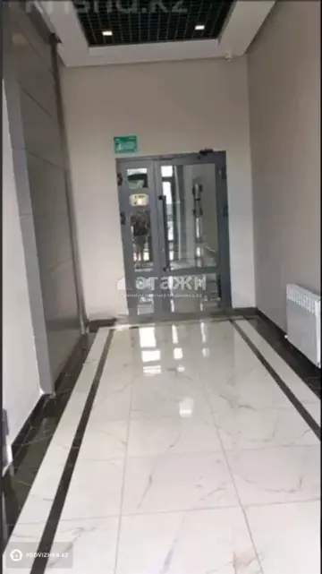 2-комнатная квартира, этаж 9 из 9, 62 м²