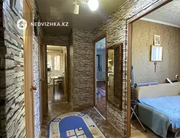 2-комнатная квартира, этаж 3 из 3, 48 м²