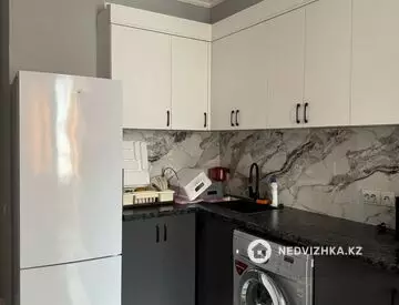 1-комнатная квартира, этаж 9 из 13, 48 м²
