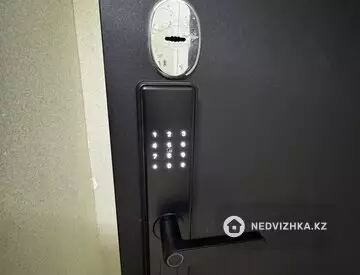 2-комнатная квартира, этаж 3 из 9, 67 м²