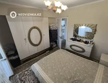 3-комнатная квартира, этаж 3 из 3, 80 м²