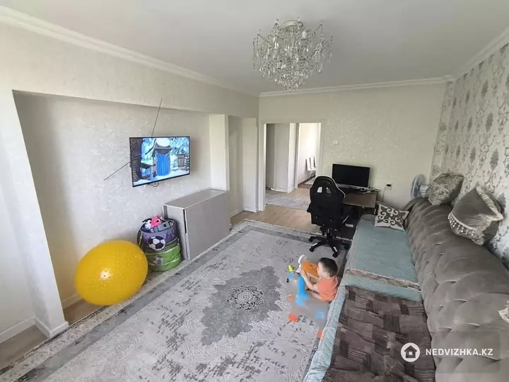 79.5 м², 3-комнатная квартира, этаж 3 из 3, 80 м², изображение - 1