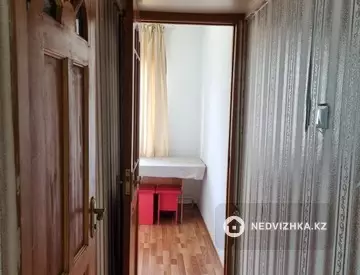 2-комнатная квартира, этаж 4 из 4, 45 м²