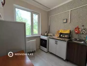 1-комнатная квартира, этаж 2 из 4, 33 м²