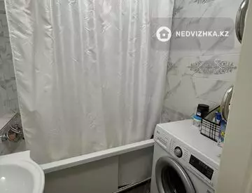 2-комнатная квартира, этаж 8 из 9, 60 м²