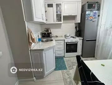 2-комнатная квартира, этаж 8 из 9, 60 м²