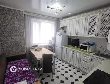 2-комнатная квартира, этаж 11 из 16, 56 м²