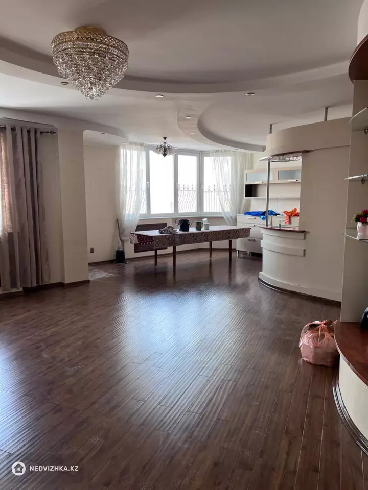 162 м², 4-комнатная квартира, этаж 10 из 14, 162 м², изображение - 1