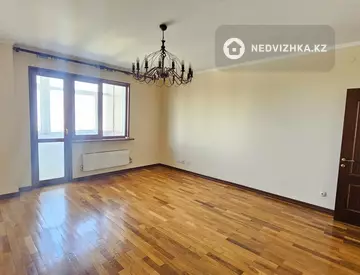 4-комнатная квартира, этаж 9 из 14, 165 м²