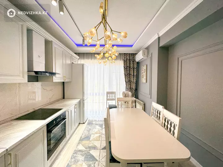 93 м², 4-комнатная квартира, этаж 13 из 13, 93 м², изображение - 1