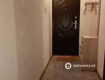 1-комнатная квартира, этаж 2 из 4, 50 м², на длительный срок
