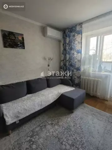 3-комнатная квартира, этаж 4 из 4, 55 м²