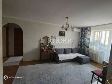 3-комнатная квартира, этаж 4 из 4, 55 м²