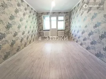 2-комнатная квартира, этаж 3 из 5, 43 м²