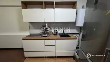 2-комнатная квартира, этаж 3 из 5, 40 м²
