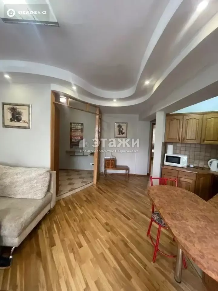 71 м², 2-комнатная квартира, этаж 3 из 5, 71 м², на длительный срок, изображение - 1
