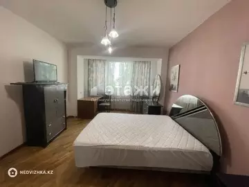 71 м², 2-комнатная квартира, этаж 3 из 5, 71 м², на длительный срок, изображение - 2
