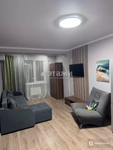 1-комнатная квартира, этаж 9 из 12, 30 м², на длительный срок
