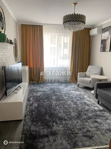 1-комнатная квартира, этаж 3 из 8, 50 м², на длительный срок